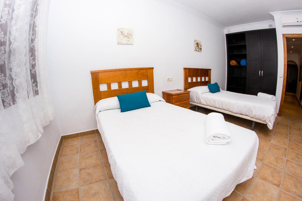 Apartamento Los Arcos Алора Екстериор снимка